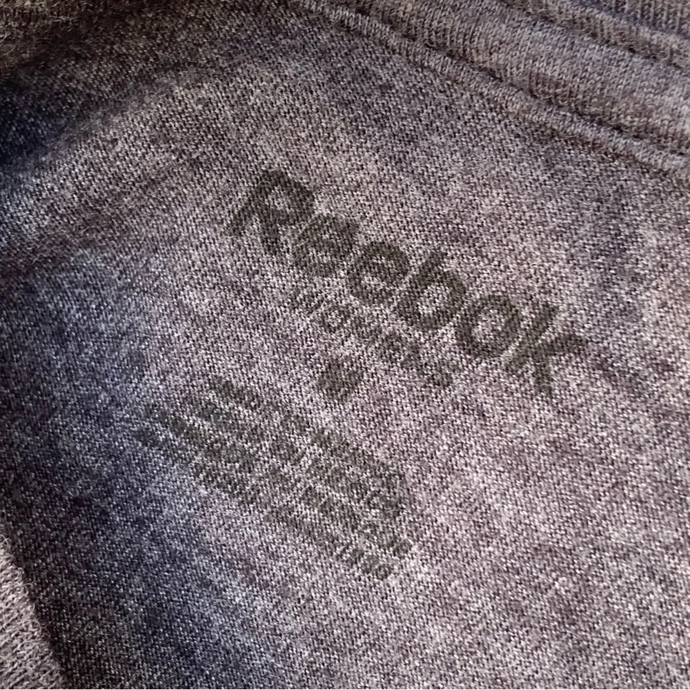 Reebok NHL LA Los Angeles Kings Hockey Womens T Shirt size M - Picture 3 of 6